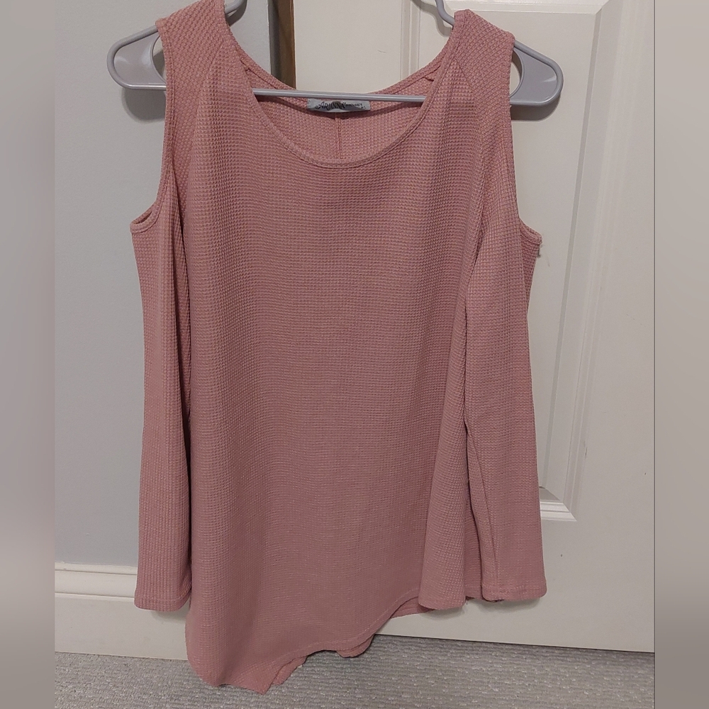 Arianna Cold Shoulder Waffle KniIt Top